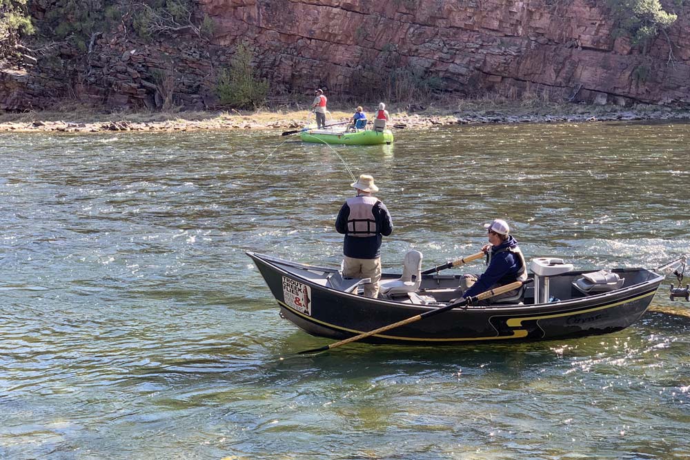 Fly Fishing the West with Howard: Floating the Green River Below Fontenelle  in a Pontoon Boat